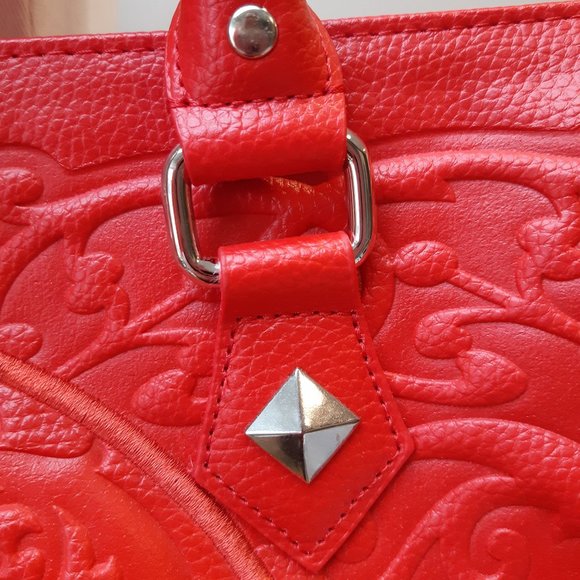 Loungefly Red Lattice Skull Tote - Picture 8 of 13